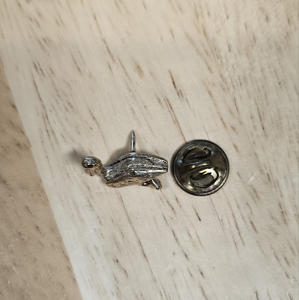 Heron Pin - Picture 5 of 6